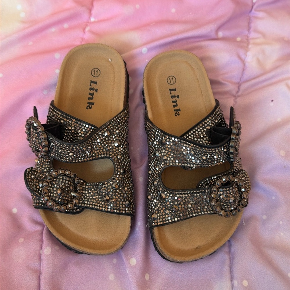 Girls sandals